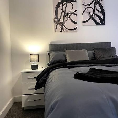 #4Bs 1 Bed Serviced Apartment Derby Bagian luar foto