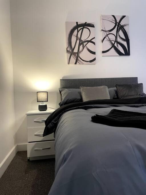 #4Bs 1 Bed Serviced Apartment Derby Bagian luar foto